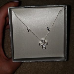 Necklace and earring set